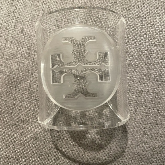 Tory Burch Clear Resin Wrist Cuff Jewelry Bracelet - Picture 4 of 5
